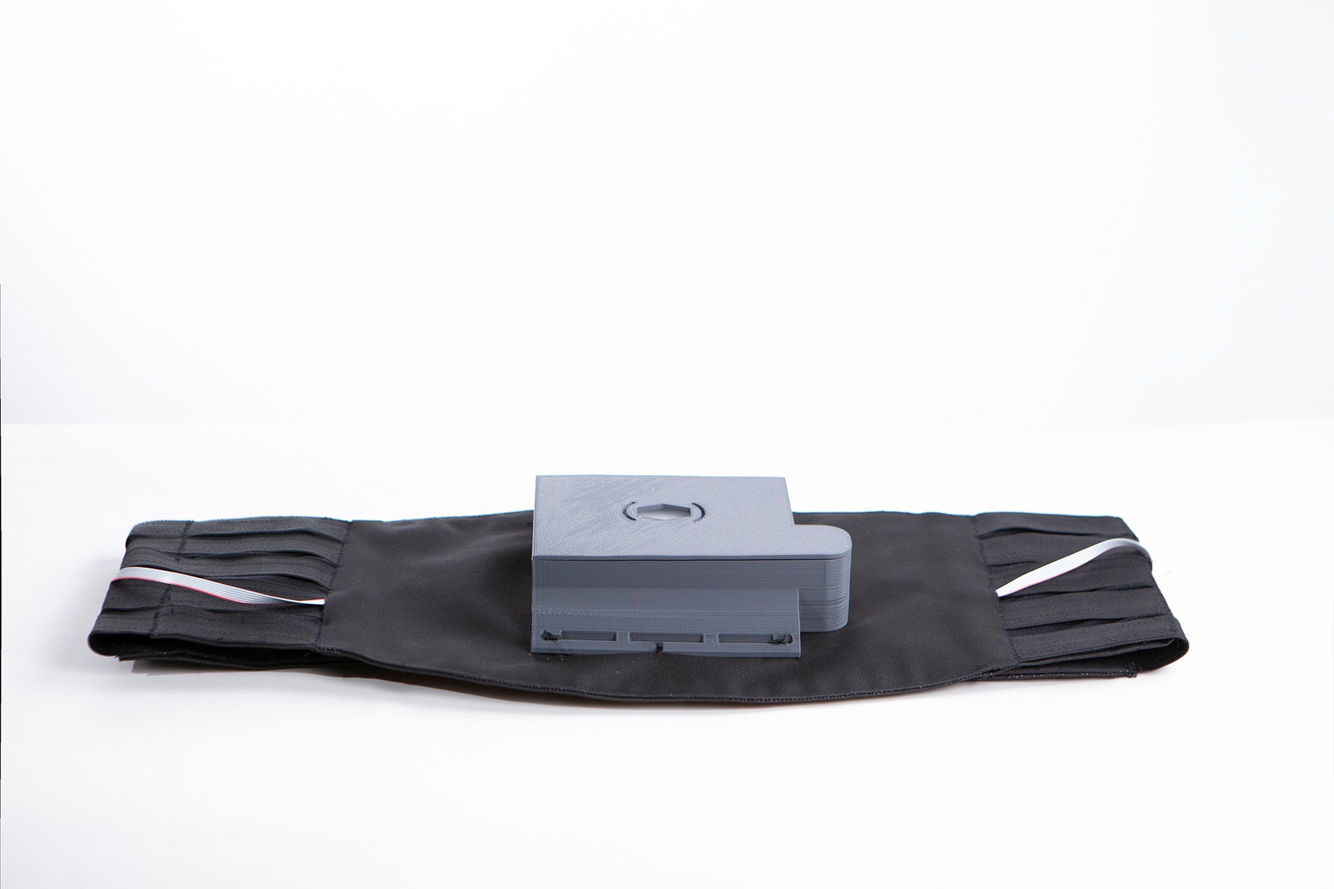 SENSO — belt laid out flat